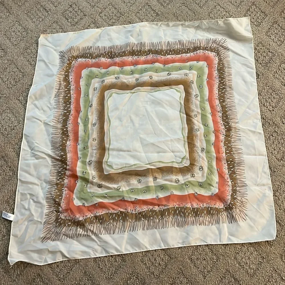 Vintage square scarf aprox 27 inches
